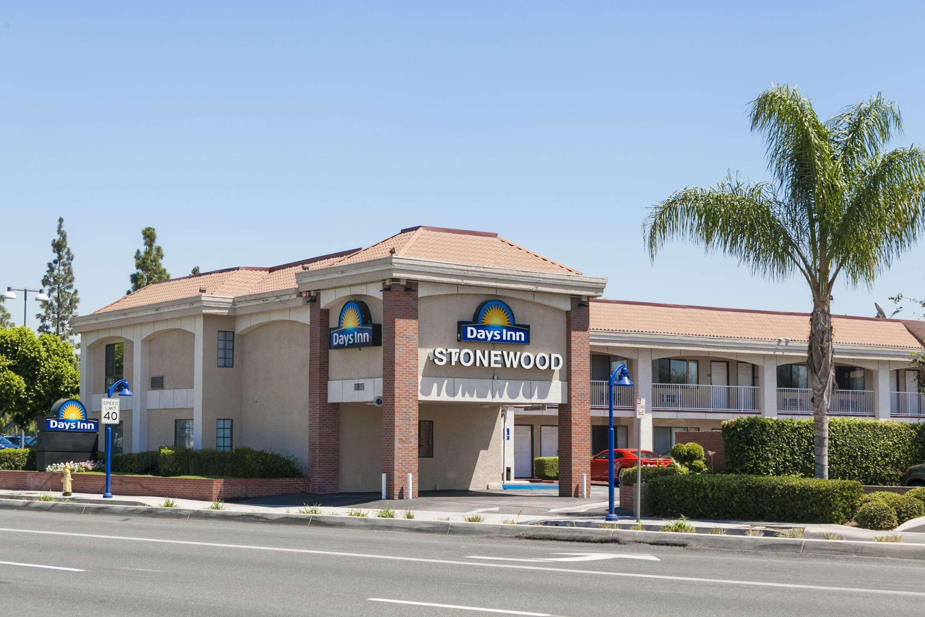 Days Inn By Wyndham Downey Eksteriør billede